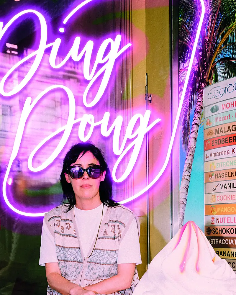 Eva Karl Faltermeier: Ding Dong